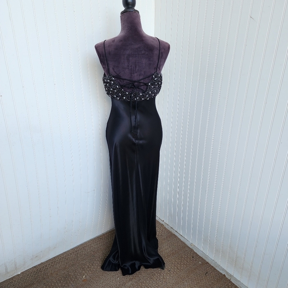 Blondie and Me Evening by Linda Bernell Black Halter Cocktail Prom Dress 11/12 - Picture 6 of 13